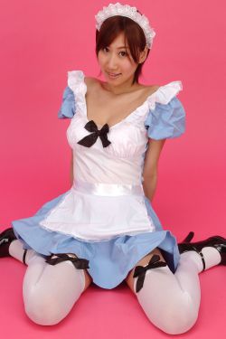 演员何冰老婆的照片